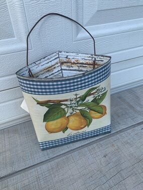 Barnstorm Galvanized Lemon Wall Pocket Basket “Les Citrons” Rustic Farmhouse 13”